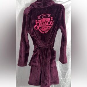 Juicy Couture Women's burgundy Bathrobe size s/m